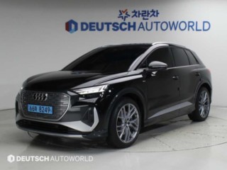 Q4 e-트론 45 프리미엄