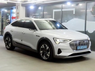 e-트론 50 콰트로 스포트백